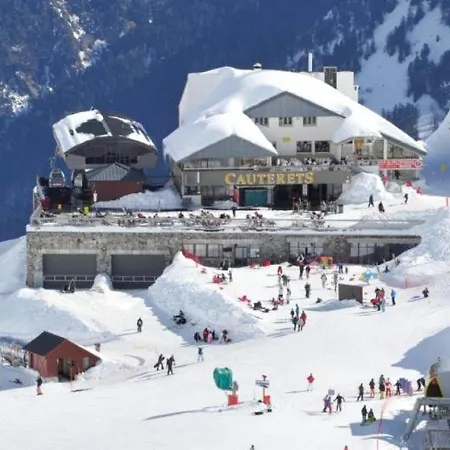 Appartement T2 Bis Avec Cour, Proche Telecabine Et Commerces - Cauterets, 6 Couchages - Fr-1-234-127
